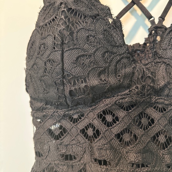 Anemone Black Textured Top - Picture 6 of 6